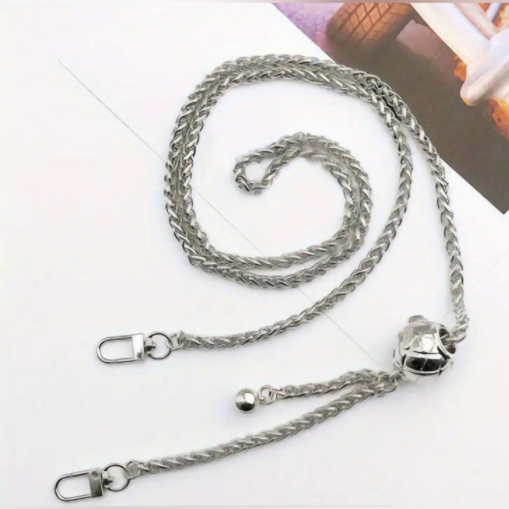 Adjustable Silver Crossbody Chai